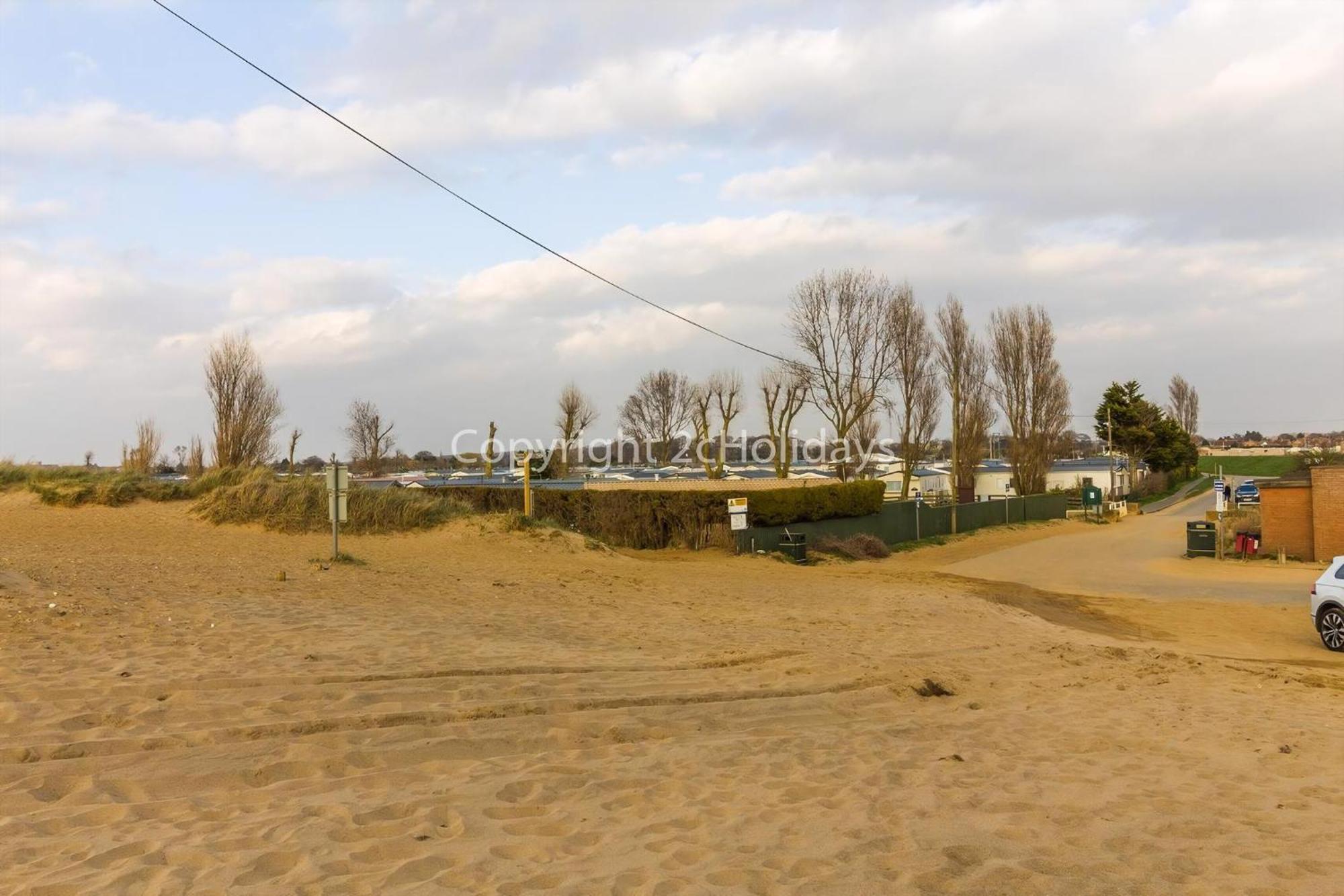 6 Berth Caravan For Hire By The Beach In Heacham, Norfolk Ref 21038C Bagian luar foto